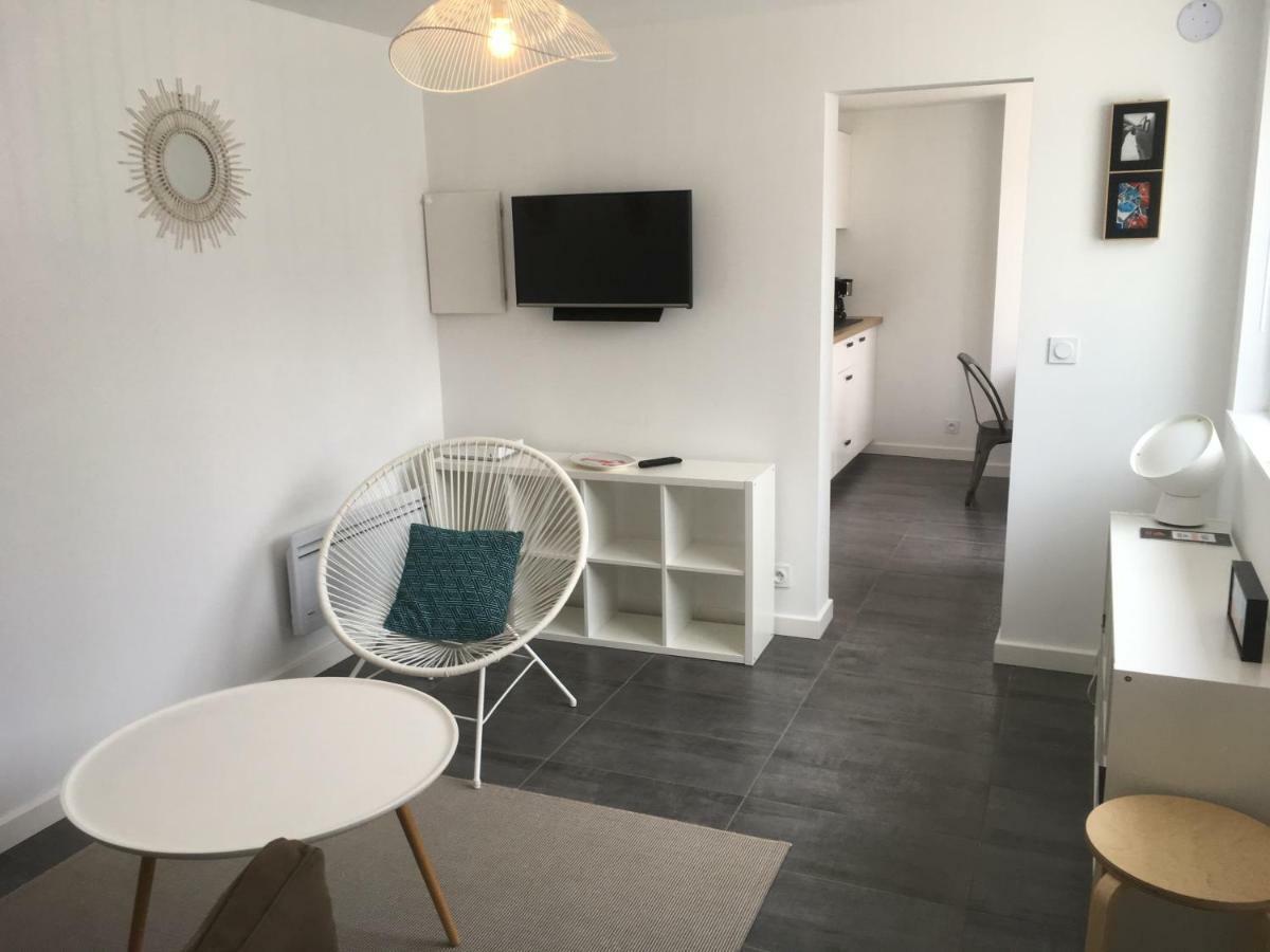 Votre Mini Maison En Plein Coeur Du Centre Ville -Terrasse - Et Parking Prive Sur Place Clos - Draps Et Menage Inclus Concarneau Exterior foto